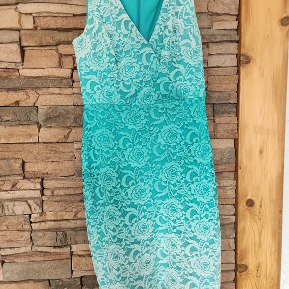 Overlay Ombre Agua Dress - Picture 5 of 7